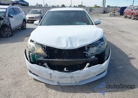 2012 Toyota Camry Se z USA, uszkodzony, nr VIN 4T1BF1FK9CU541935